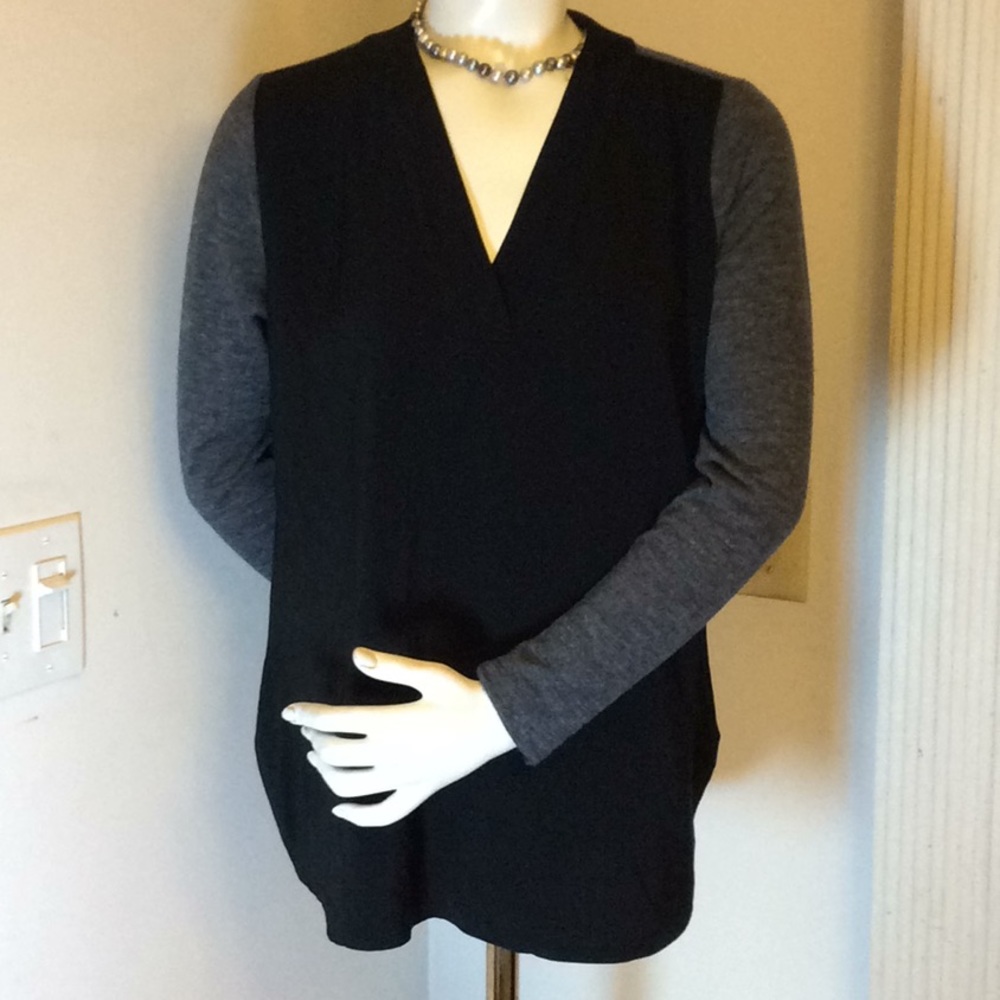 LOFT BLACK AND GRAY TOP